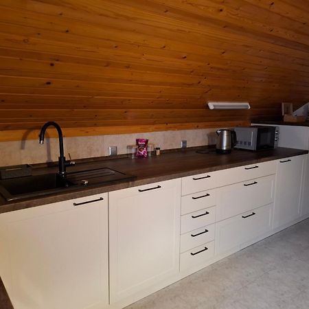 Apartma Cvrsta Trojka Jesenice Exterior foto
