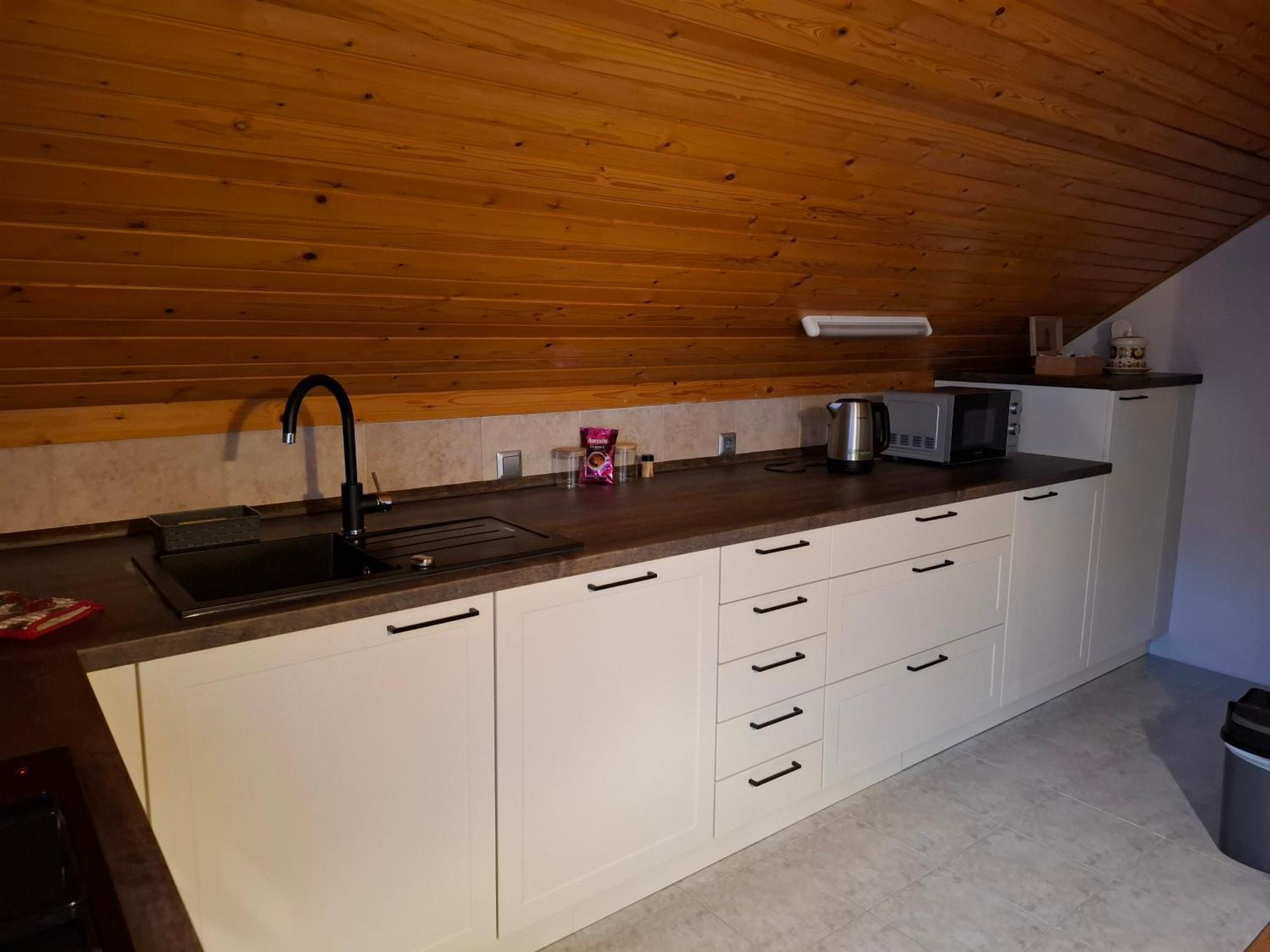 Apartma Cvrsta Trojka Jesenice Exterior foto